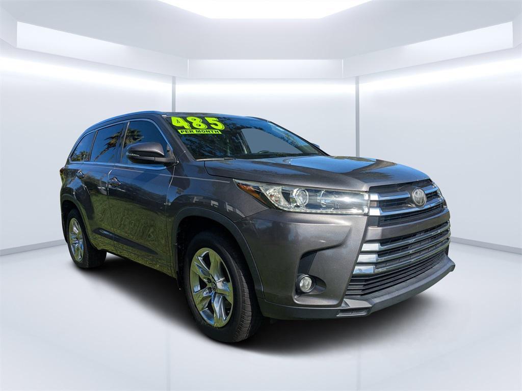 used 2017 Toyota Highlander car, priced at $24,257