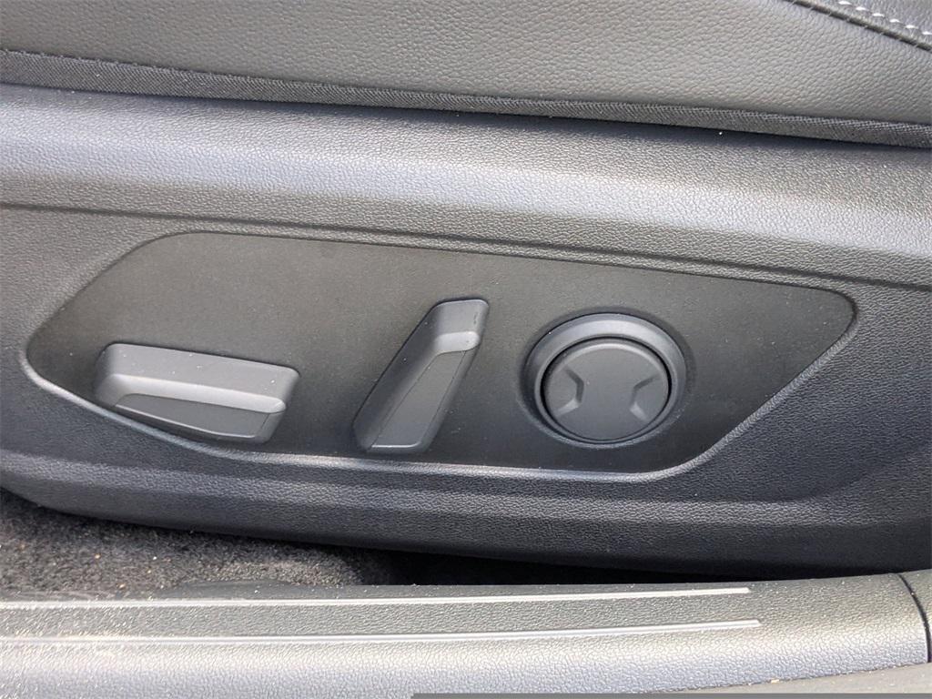 new 2025 Hyundai ELANTRA HEV car, priced at $27,484