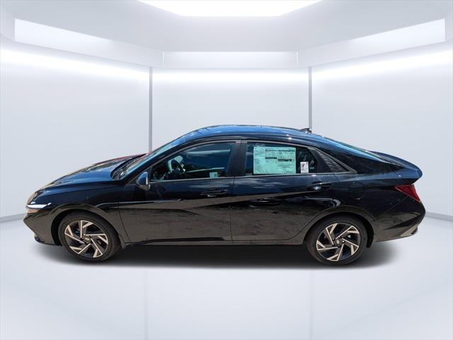 new 2025 Hyundai Elantra car, priced at $25,453