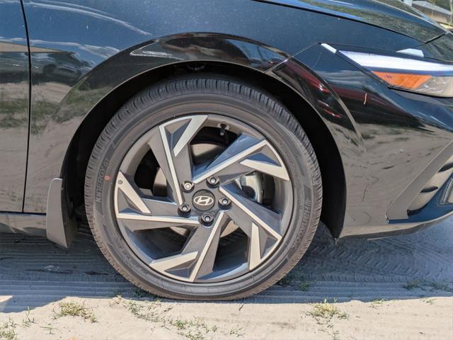 new 2025 Hyundai Elantra car, priced at $25,453