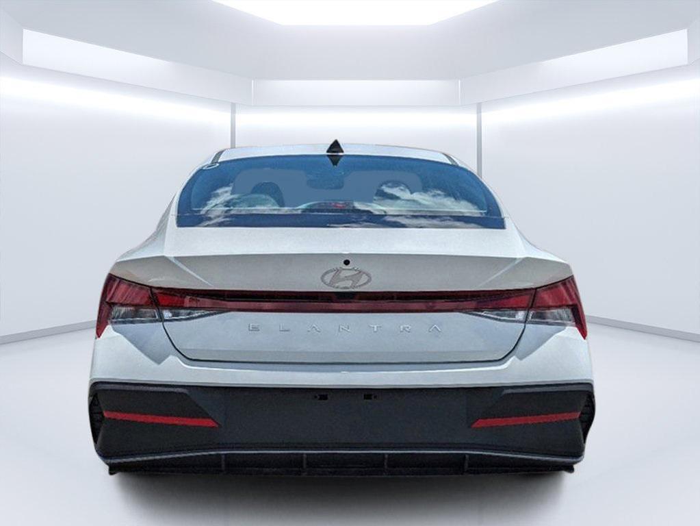 new 2025 Hyundai Elantra car, priced at $22,256