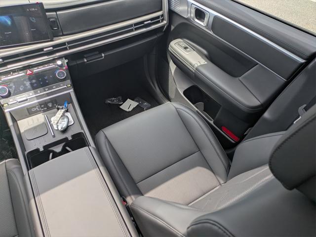 new 2025 Hyundai Santa Fe car, priced at $38,027