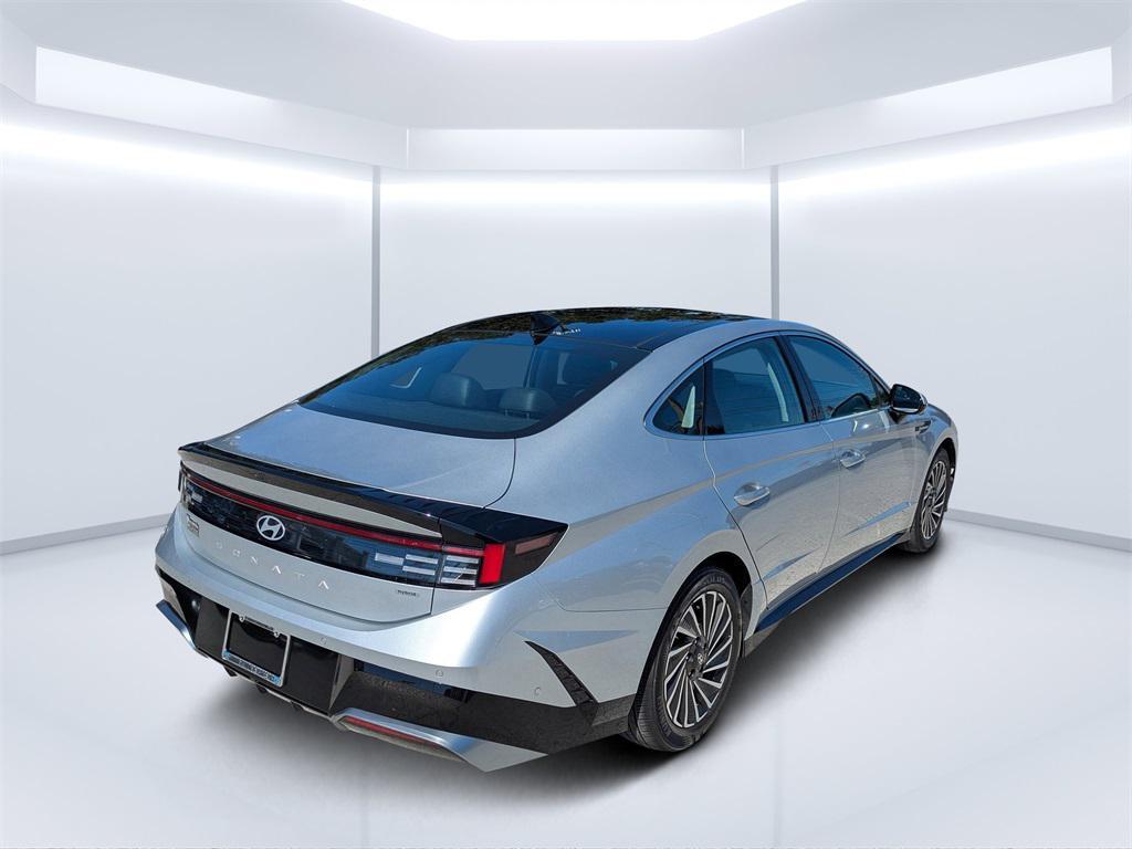 used 2024 Hyundai Sonata Hybrid car, priced at $30,755