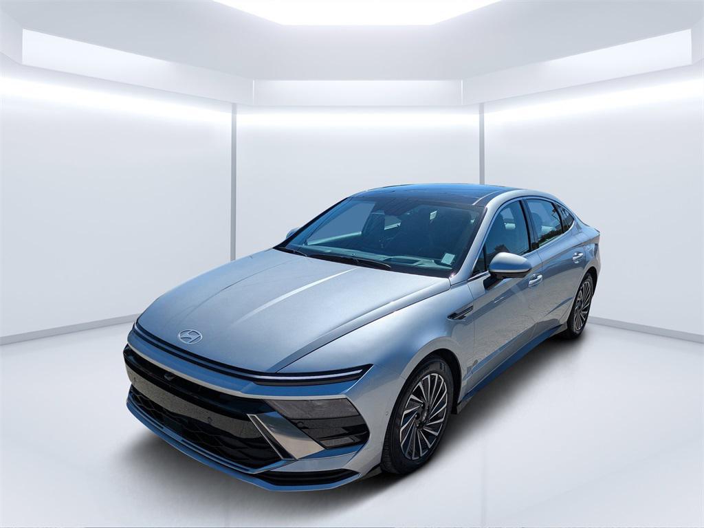 used 2024 Hyundai Sonata Hybrid car, priced at $30,755
