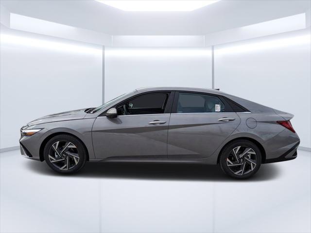 new 2025 Hyundai Elantra car, priced at $25,622