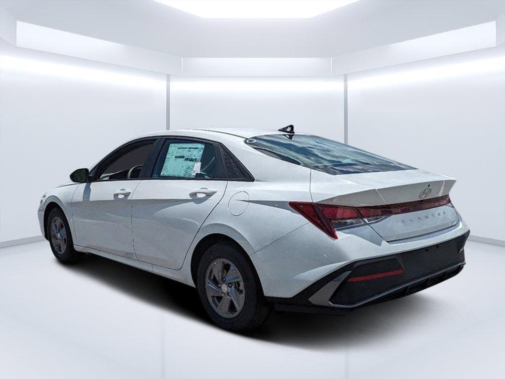 new 2025 Hyundai Elantra car, priced at $22,256