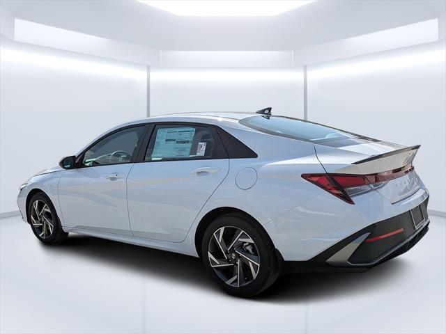 new 2025 Hyundai Elantra car, priced at $29,736