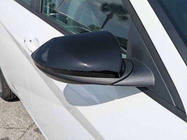 new 2025 Hyundai Elantra car, priced at $29,736