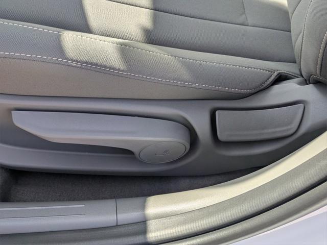 new 2025 Hyundai Elantra car, priced at $29,736