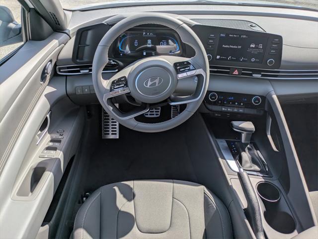 new 2025 Hyundai Elantra car, priced at $29,736