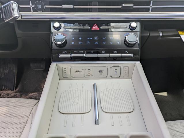 new 2024 Hyundai Santa Fe car, priced at $42,881