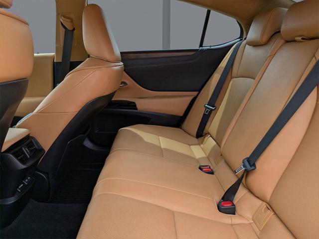 used 2024 Lexus ES 300h car, priced at $45,665