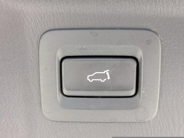 used 2023 Mazda CX-9 car, priced at $26,997
