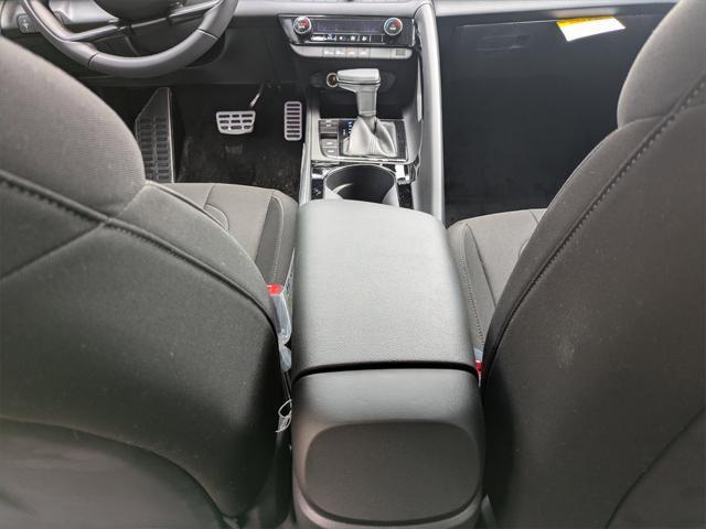 new 2025 Hyundai ELANTRA HEV car, priced at $23,402