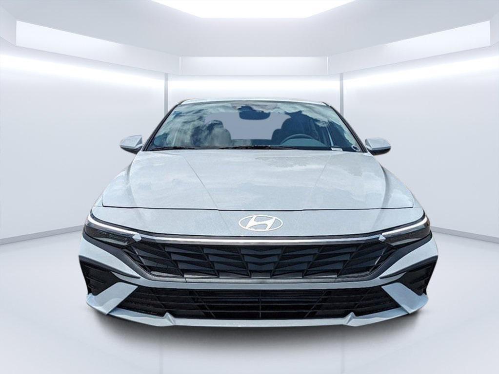 new 2025 Hyundai Elantra car, priced at $22,256