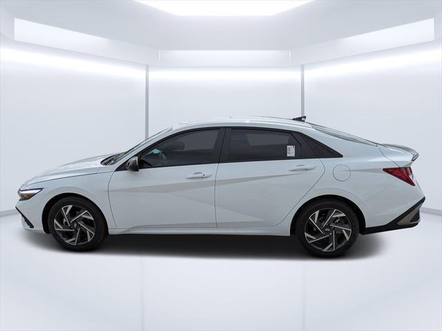 new 2025 Hyundai Elantra car, priced at $25,940