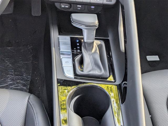 new 2025 Hyundai Elantra car, priced at $28,248