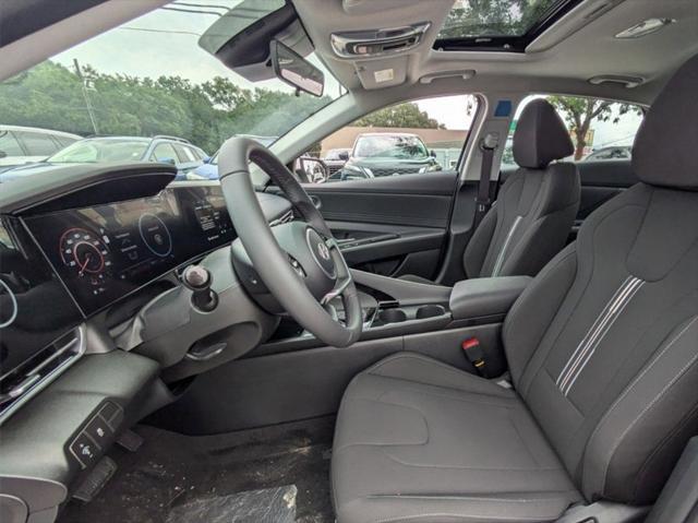 new 2025 Hyundai Elantra car, priced at $25,078