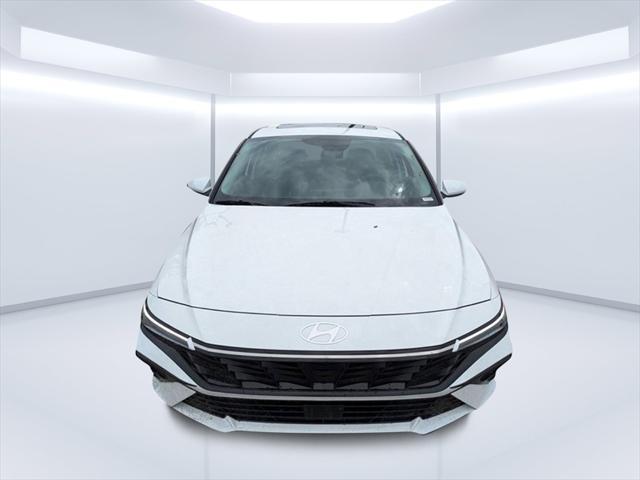 new 2025 Hyundai Elantra car, priced at $25,078