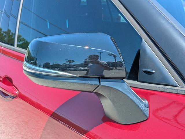 used 2022 Toyota Highlander car, priced at $38,888