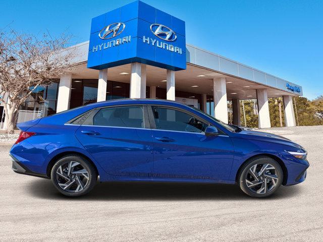 new 2025 Hyundai Elantra car, priced at $27,020