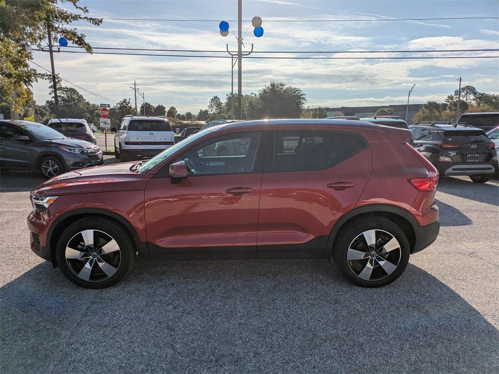 used 2020 Volvo XC40 car, priced at $22,492