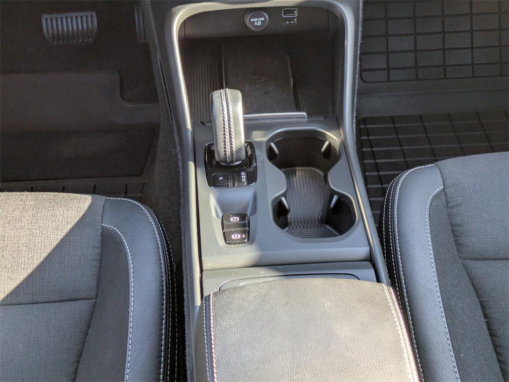used 2020 Volvo XC40 car, priced at $22,492