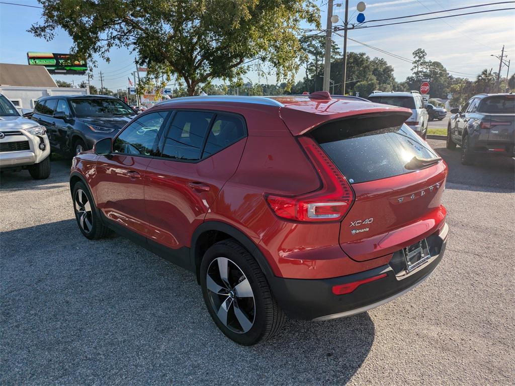 used 2020 Volvo XC40 car, priced at $22,492