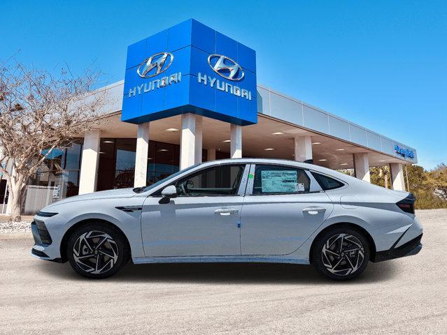 new 2024 Hyundai Sonata car, priced at $30,112