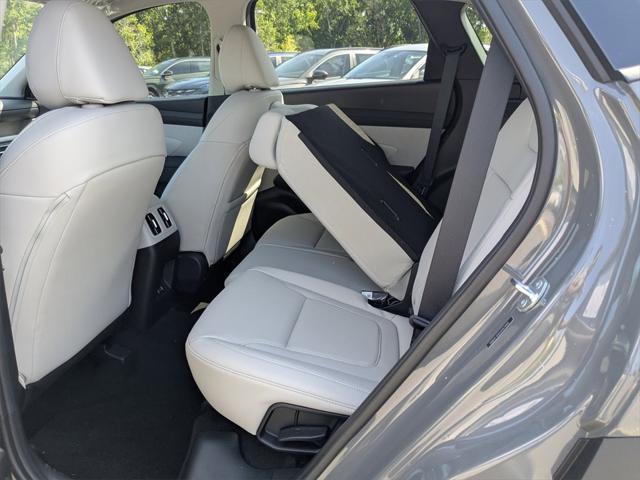 new 2025 Hyundai Tucson car, priced at $31,901
