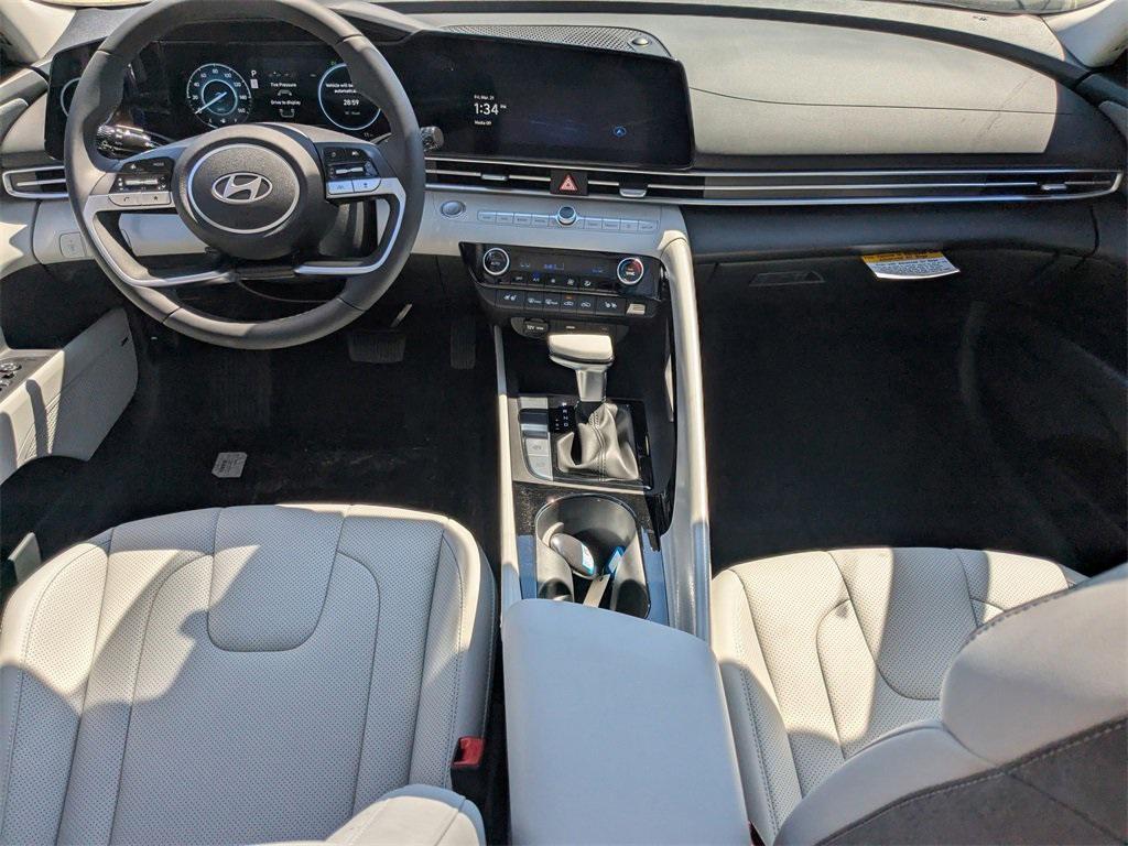 new 2025 Hyundai Elantra car, priced at $26,583