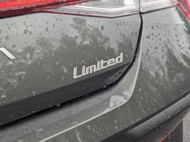 new 2025 Hyundai Elantra car, priced at $25,504