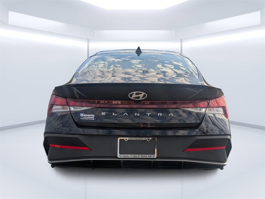 new 2025 Hyundai Elantra car, priced at $22,938