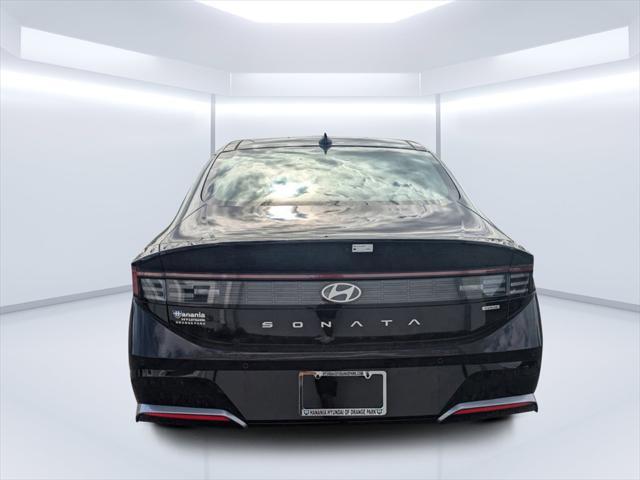 new 2025 Hyundai Sonata Hybrid car, priced at $35,935