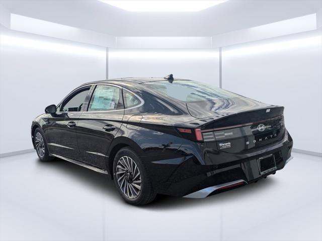 new 2025 Hyundai Sonata Hybrid car, priced at $35,935