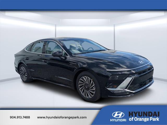 new 2025 Hyundai Sonata Hybrid car, priced at $35,935