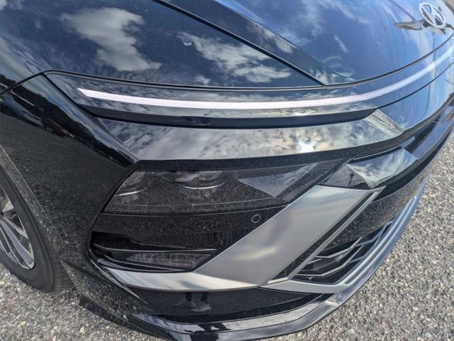 new 2025 Hyundai Sonata Hybrid car, priced at $35,935