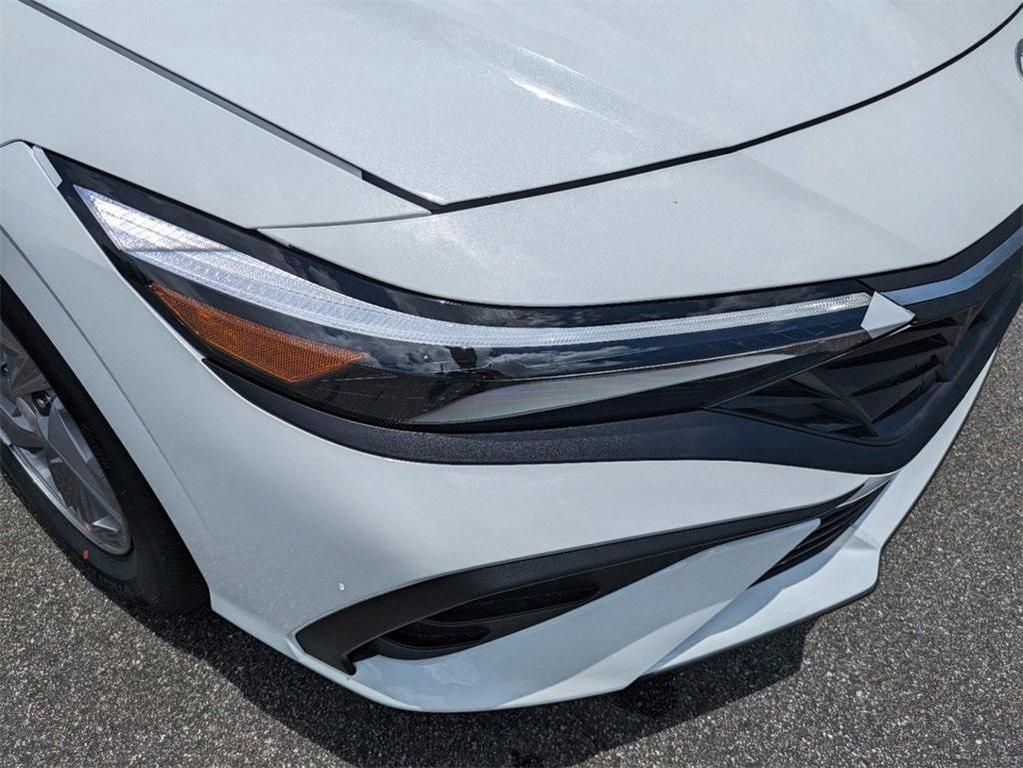 new 2025 Hyundai Elantra car, priced at $22,256