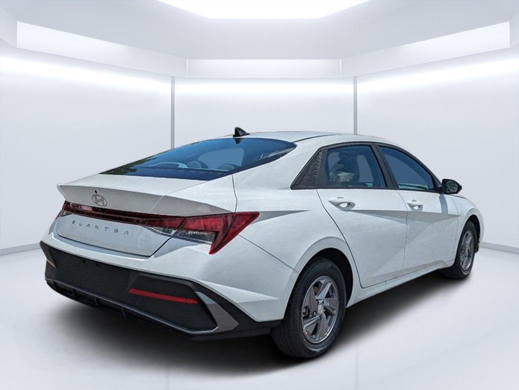 new 2025 Hyundai Elantra car, priced at $22,256