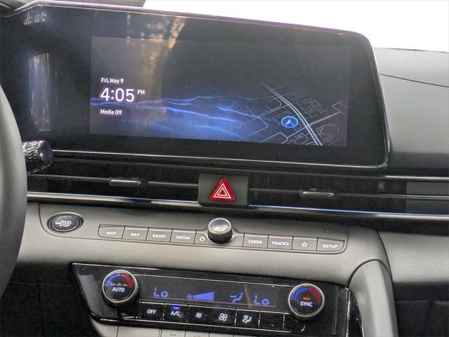 new 2025 Hyundai Elantra car, priced at $26,289