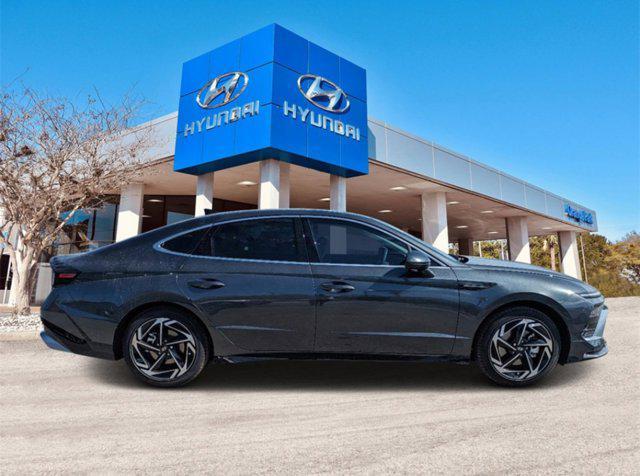 new 2024 Hyundai Sonata car, priced at $26,901