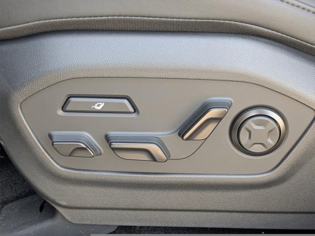new 2025 Hyundai SANTA FE HEV car, priced at $44,932