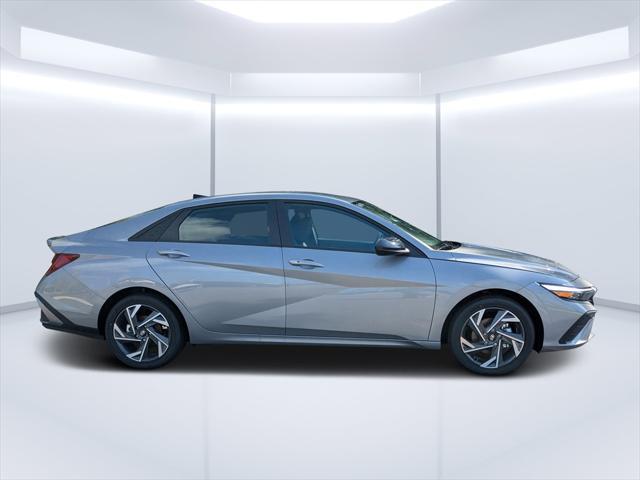 new 2025 Hyundai Elantra car, priced at $25,483