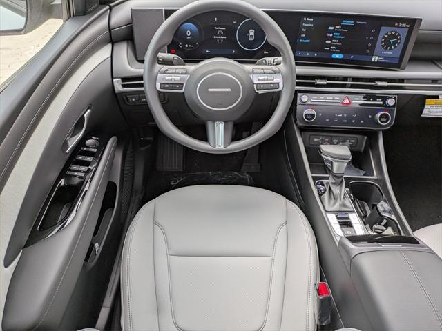 new 2025 Hyundai SANTA CRUZ car, priced at $34,713