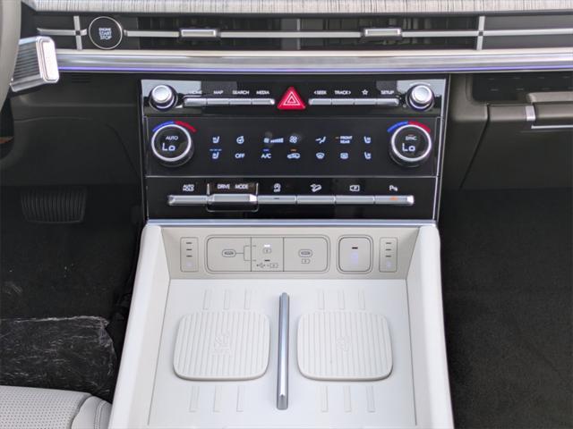 new 2025 Hyundai Santa Fe car, priced at $44,126