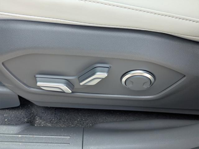 new 2025 Hyundai Santa Fe car, priced at $34,689