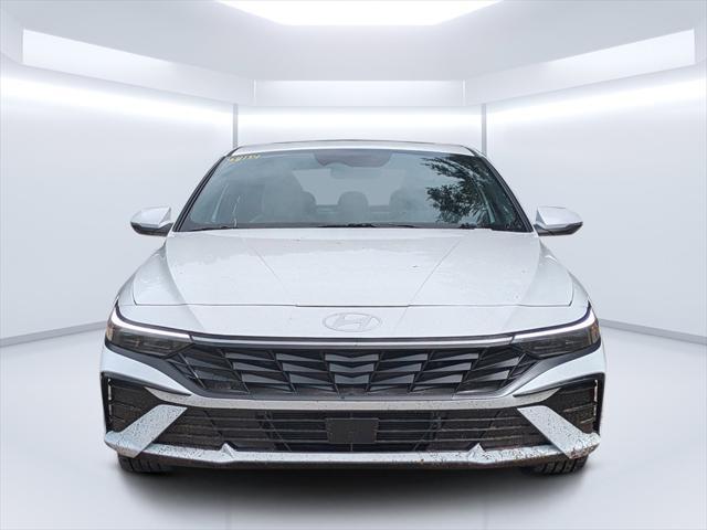 new 2025 Hyundai Elantra car, priced at $29,157