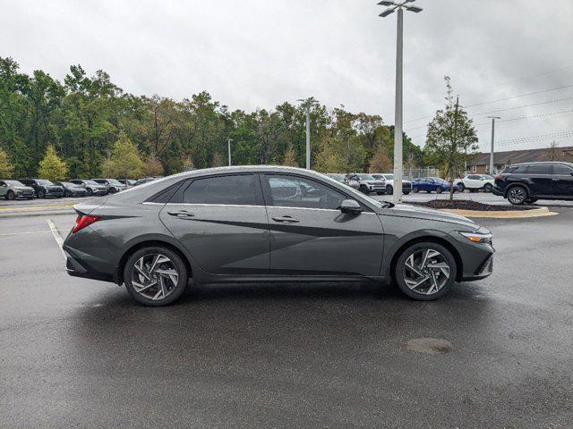 new 2024 Hyundai Elantra car, priced at $28,595