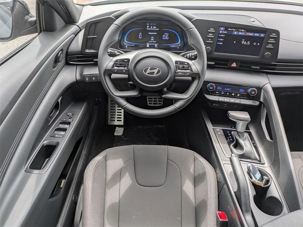 new 2025 Hyundai Elantra car, priced at $22,977