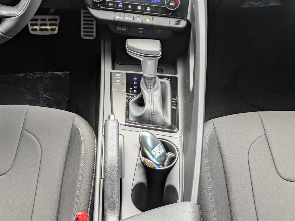 new 2025 Hyundai Elantra car, priced at $22,977